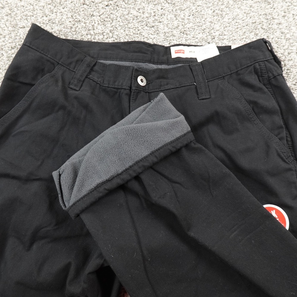 NEW Wrangler Pants Mens 32X30‎ Black Cargo Utility Fleece Lined Thermal Outdoors